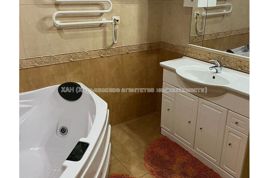 Продам квартиру, Петра Григоренко пр-т , 3 кім., 66.30 м², капитальный ремонт 