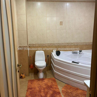 Продам квартиру, Петра Григоренко пр-т , 3 кім., 66.30 м², капитальный ремонт 