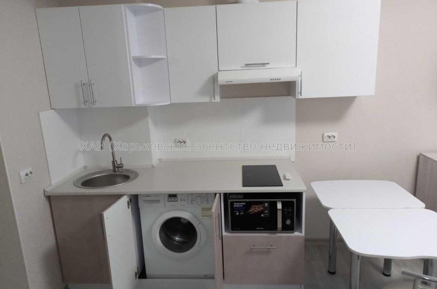 Продам квартиру, Большая Панасовская ул. , 1 кім., 25 м², евроремонт 