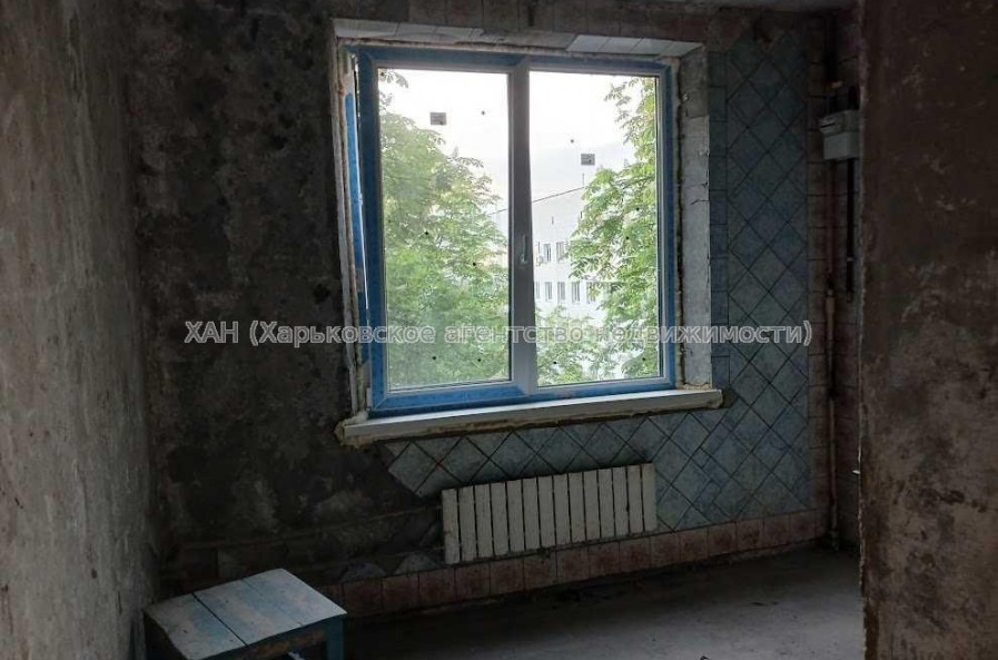 Продам квартиру, Тракторостроителей просп. , 3 кім., 65.10 м², без отделочных работ 