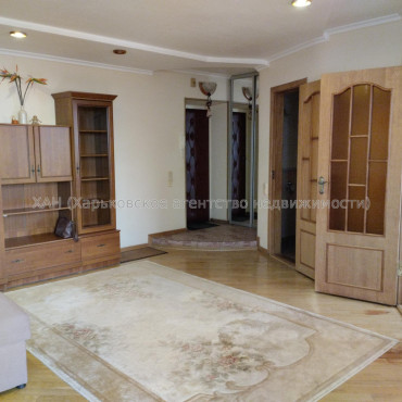 Продам квартиру, Клочковская ул. , 186Б , 1 кім., 35 м², капитальный ремонт 