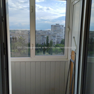 Продам квартиру, Клочковская ул. , 186Б , 1 кім., 35 м², капитальный ремонт 