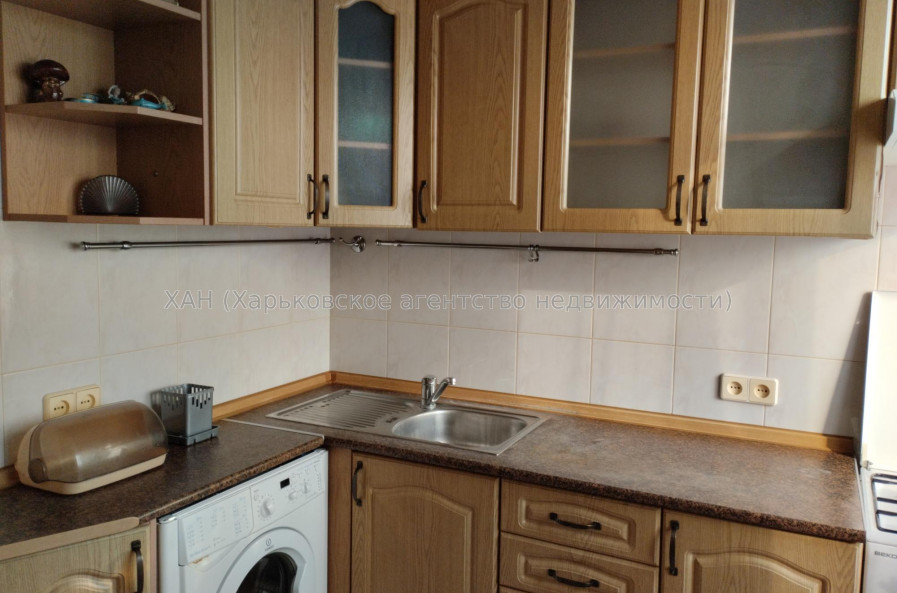 Продам квартиру, Клочковская ул. , 186Б , 1 кім., 35 м², капитальный ремонт 