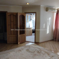 Продам квартиру, Клочковская ул. , 186Б , 1 кім., 35 м², капитальный ремонт 