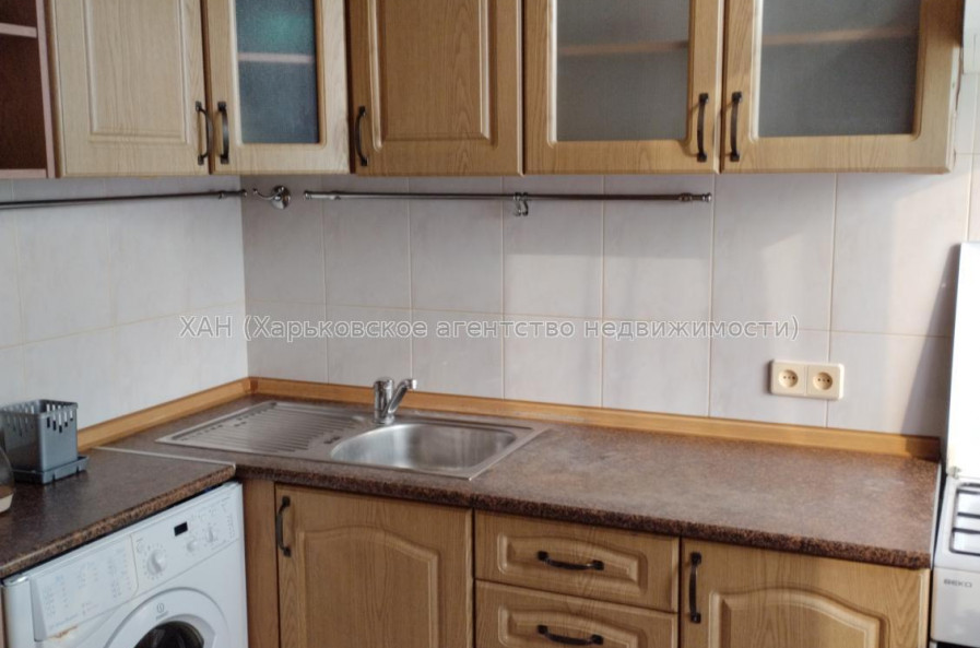 Продам квартиру, Клочковская ул. , 186Б , 1 кім., 35 м², капитальный ремонт 