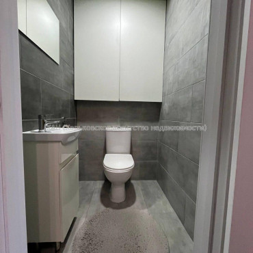Продам квартиру, Гвардейцев Широнинцев ул. , 2  ком., 63 м², авторский дизайн 