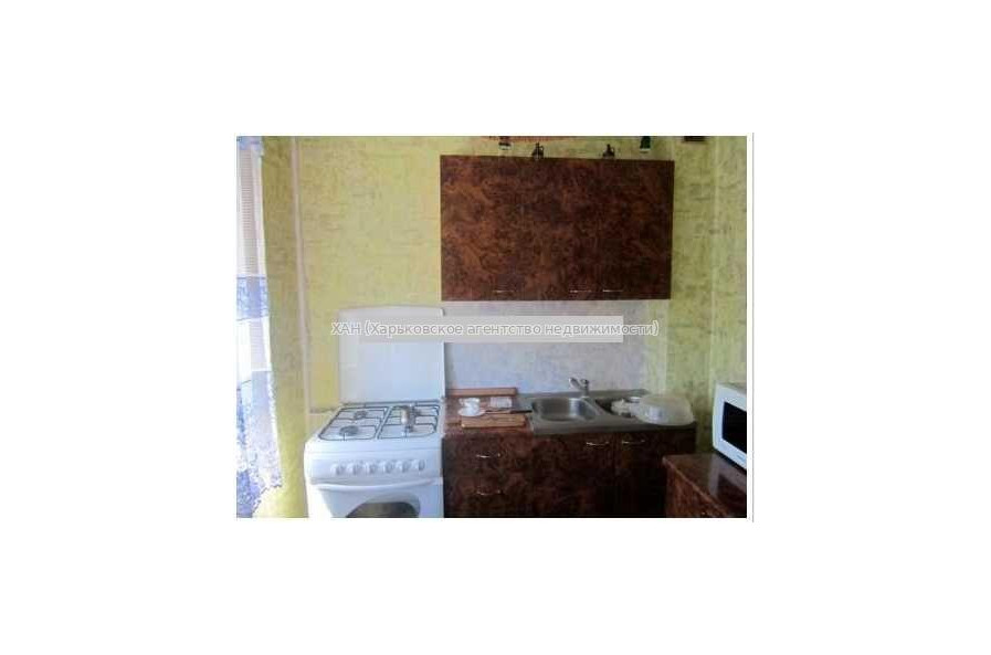 Продам квартиру, Непокоренных ул. , 1 кім., 33 м², косметический ремонт 