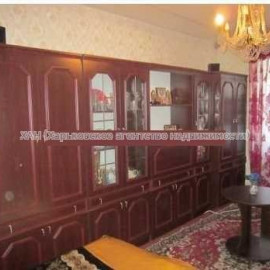 Продам квартиру, Непокоренных ул. , 1 кім., 33 м², косметический ремонт