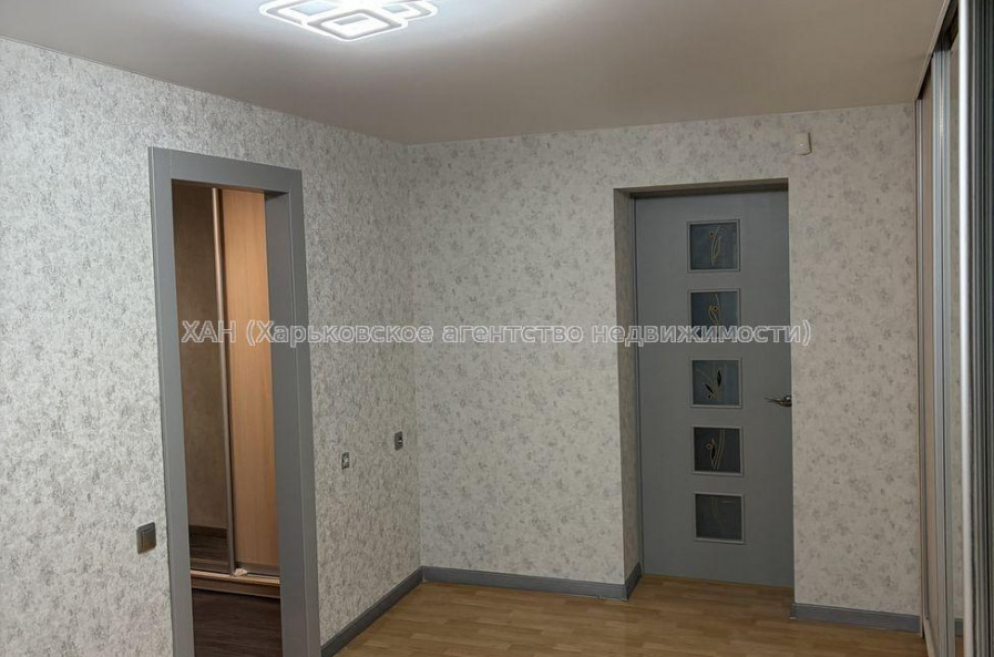 Продам квартиру, Александра Олеся ул. , 2  ком., 43.60 м², евроремонт 
