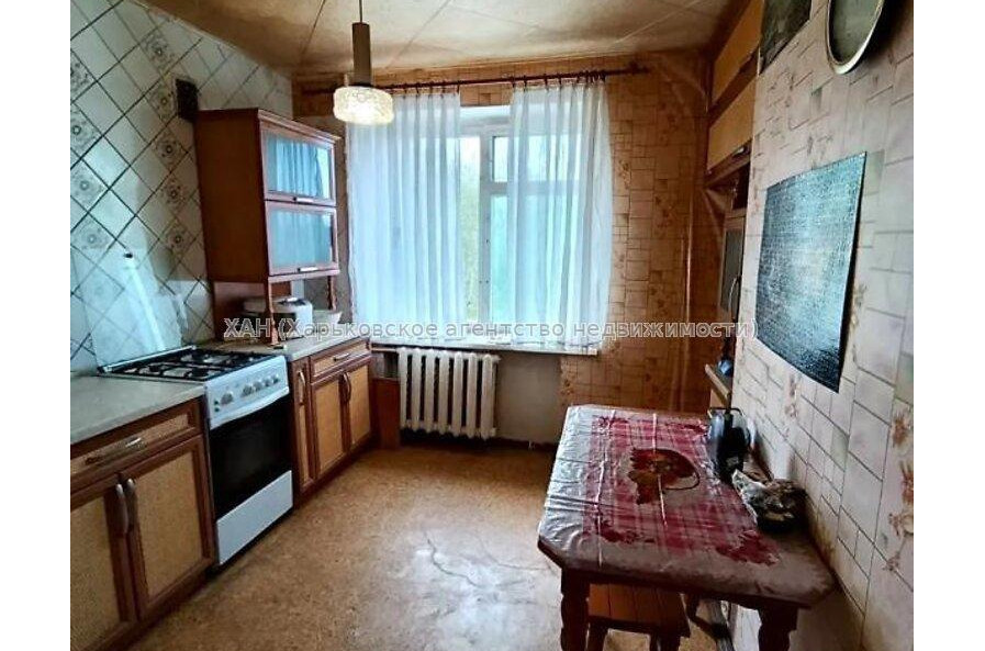 Продам квартиру, Тимирязева ул. , 3 кім., 69.10 м², косметический ремонт 