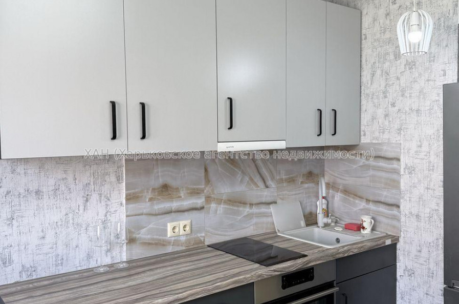 Продам квартиру, Веселая ул. , 7 , 1 кім., 23 м², евроремонт 