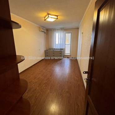Продам квартиру, Амосова ул. , 3  ком., 64.80 м², евроремонт 