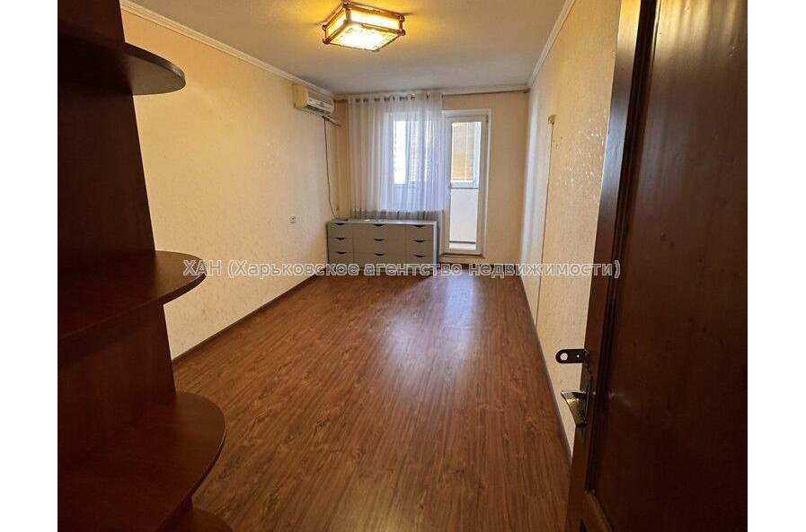 Продам квартиру, Амосова ул. , 3  ком., 64.80 м², евроремонт 