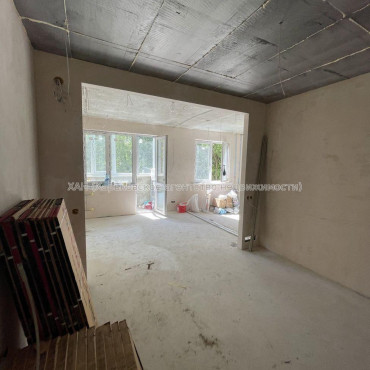 Продам квартиру, Победы просп. , 1 кім., 37 м², без отделочных работ 