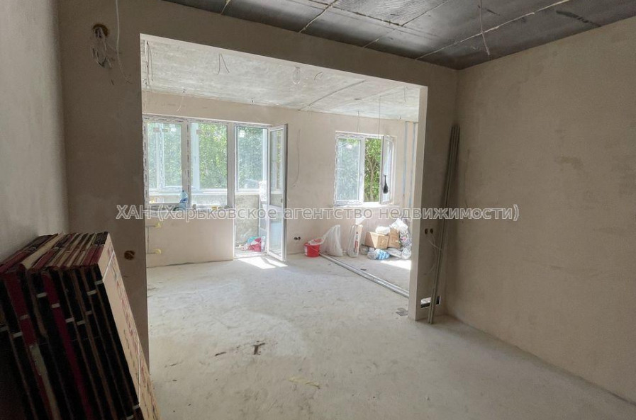 Продам квартиру, Победы просп. , 1 кім., 37 м², без отделочных работ 