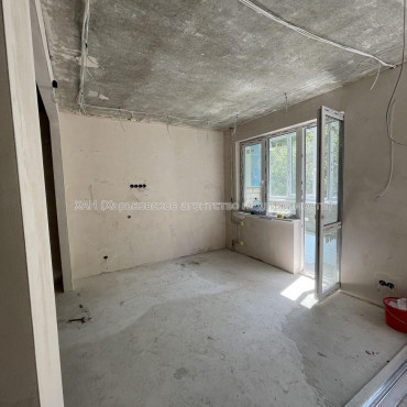 Продам квартиру, Победы просп. , 1 кім., 37 м², без отделочных работ 