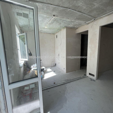 Продам квартиру, Победы просп. , 1 кім., 37 м², без отделочных работ 