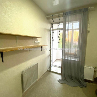Продам квартиру, Белобровский пер. , 1  ком., 28.30 м², евроремонт 