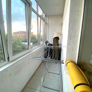 Продам квартиру, Белобровский пер. , 1  ком., 28.30 м², евроремонт 