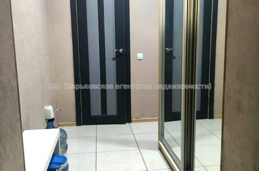 Продам квартиру, Белобровский пер. , 1  ком., 28.30 м², евроремонт 