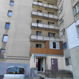 Продам квартиру, Ньютона ул. , 2 кім., 28 м², без ремонта