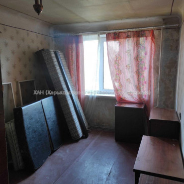 Продам квартиру, Ньютона ул. , 2 кім., 28 м², без ремонта 