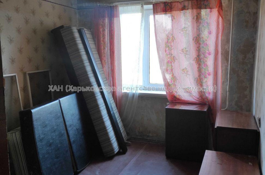 Продам квартиру, Ньютона ул. , 2 кім., 28 м², без ремонта 