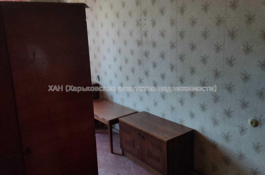 Продам квартиру, Ньютона ул. , 2 кім., 28 м², без ремонта 