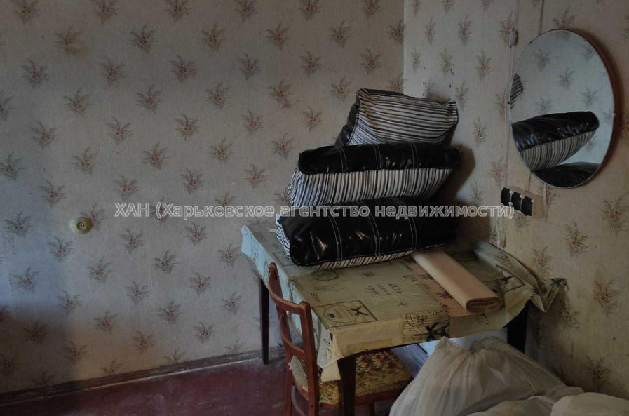 Продам квартиру, Ньютона ул. , 2 кім., 28 м², без ремонта 