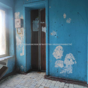 Продам квартиру, Ньютона ул. , 2 кім., 28 м², без ремонта 