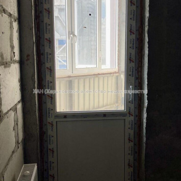 Продам квартиру, Науки просп. , 1 кім., 70.90 м², без внутренних работ 