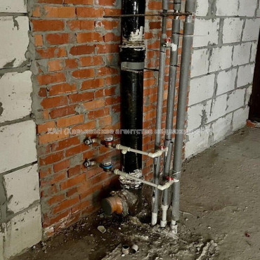 Продам квартиру, Науки просп. , 1 кім., 70.90 м², без внутренних работ 