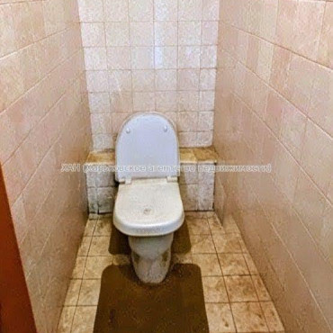 Продам квартиру, Проскуры ул. , 2  ком., 52 м², советский ремонт 