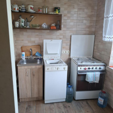 Сдам квартиру, Непокоренных ул. , 2  ком., 44 м², частичный ремонт 