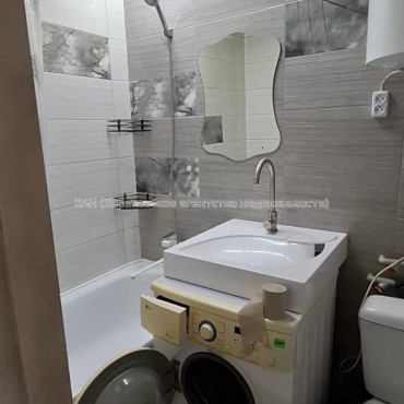 Сдам квартиру, Непокоренных ул. , 2  ком., 44 м², частичный ремонт 
