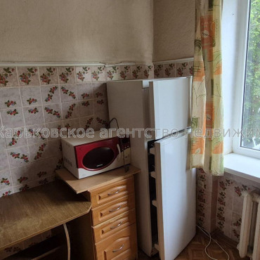 Продам квартиру, Космическая ул. , 2  ком., 48 м², косметический ремонт 