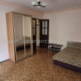 Продам квартиру, Космическая ул. , 2  ком., 48 м², косметический ремонт 
