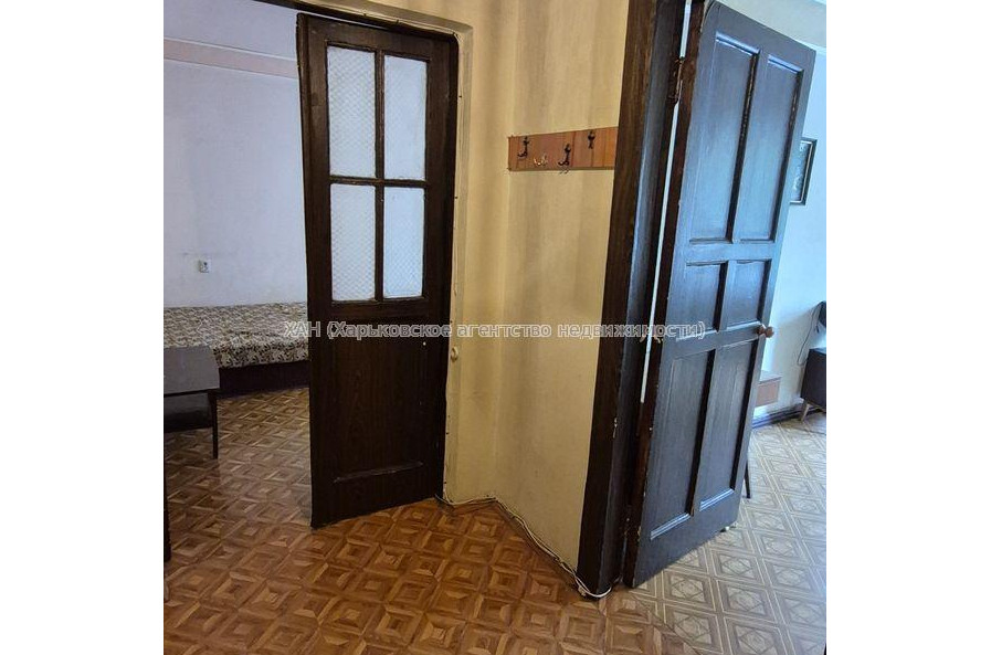 Продам квартиру, Космическая ул. , 2  ком., 48 м², косметический ремонт 