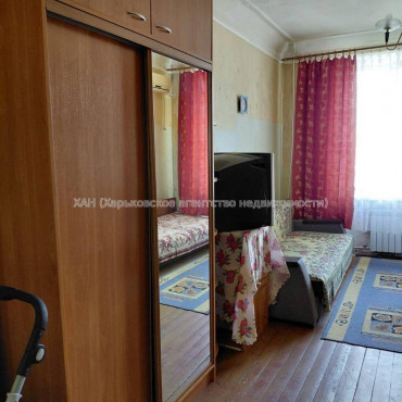 Продам квартиру, Александровский просп. , 1  ком., 19.40 м², косметический ремонт 