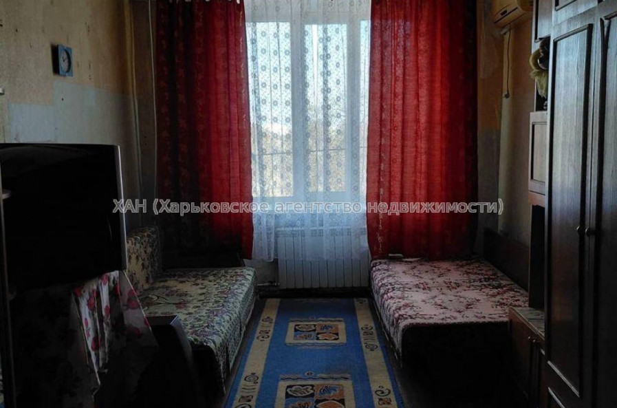 Продам квартиру, Александровский просп. , 1  ком., 19.40 м², косметический ремонт 
