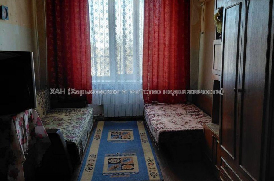 Продам квартиру, Александровский просп. , 1  ком., 19.40 м², косметический ремонт 