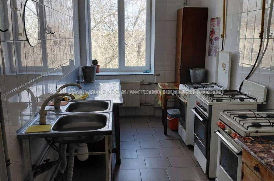 Продам квартиру, Александровский просп. , 1  ком., 19.40 м², косметический ремонт 