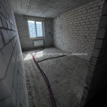 Продам квартиру, Полтавский Шлях ул. , 2 кім., 62 м², без внутренних работ 
