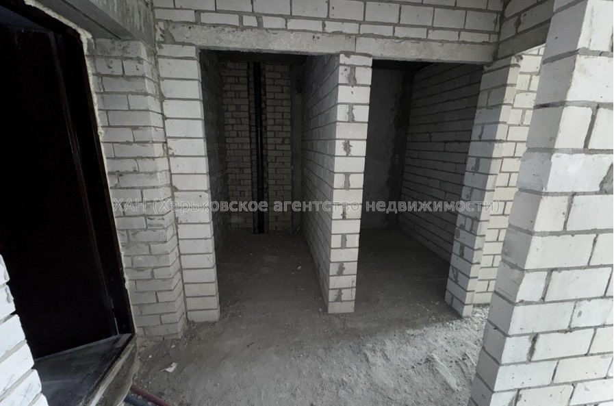 Продам квартиру, Полтавский Шлях ул. , 2 кім., 62 м², без внутренних работ 