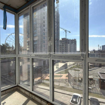Продам квартиру, Динамовская ул. , 1 кім., 55 м², без внутренних работ 