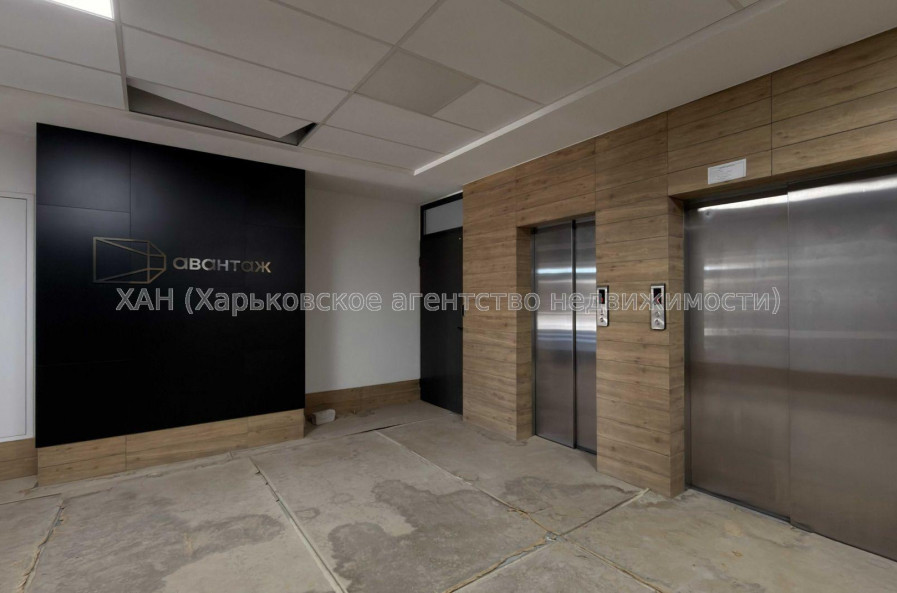 Продам квартиру, Динамовская ул. , 1 кім., 55 м², без внутренних работ 