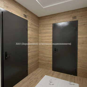 Продам квартиру, Динамовская ул. , 1 кім., 55 м², без внутренних работ 