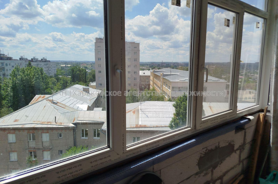 Продам квартиру, Гольдберговская ул. , 2  ком., 52 м², советский ремонт 