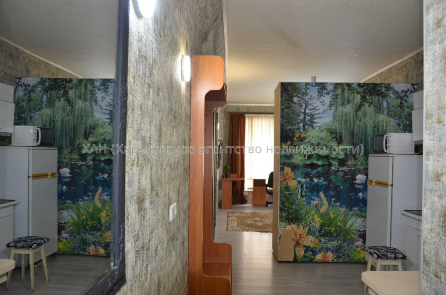 Продам квартиру, Героев Харькова просп. , 1 кім., 30 м², евроремонт 