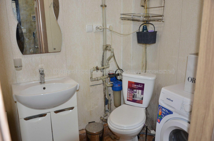 Продам квартиру, Героев Харькова просп. , 1 кім., 30 м², евроремонт 